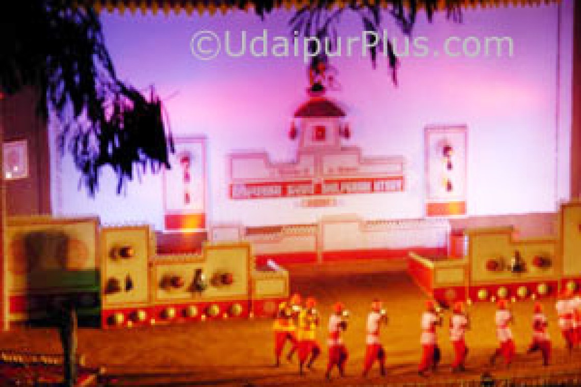 shilpgram_artists_stage