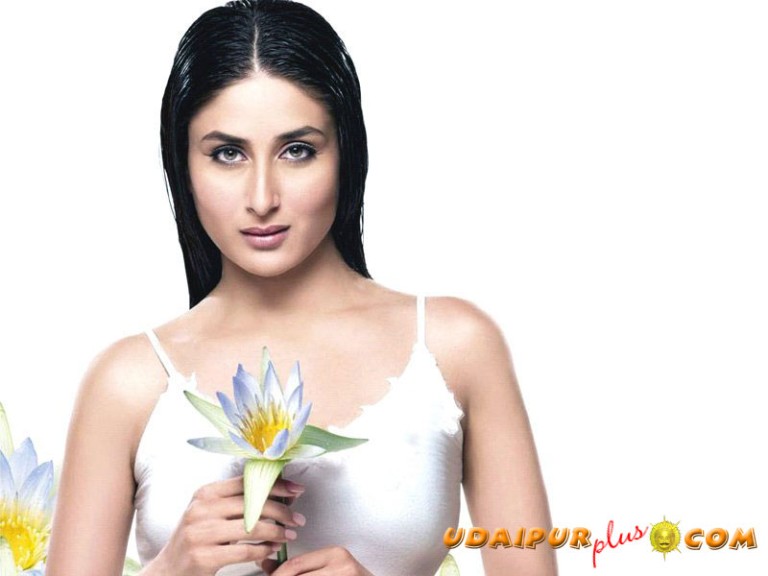kareena13