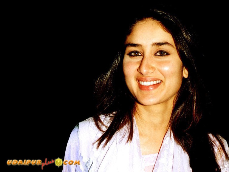 kareena22