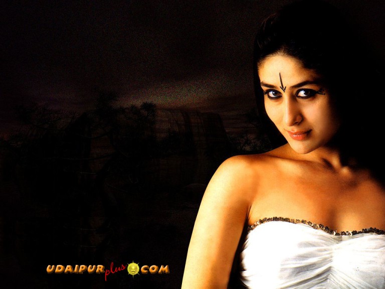 kareena19