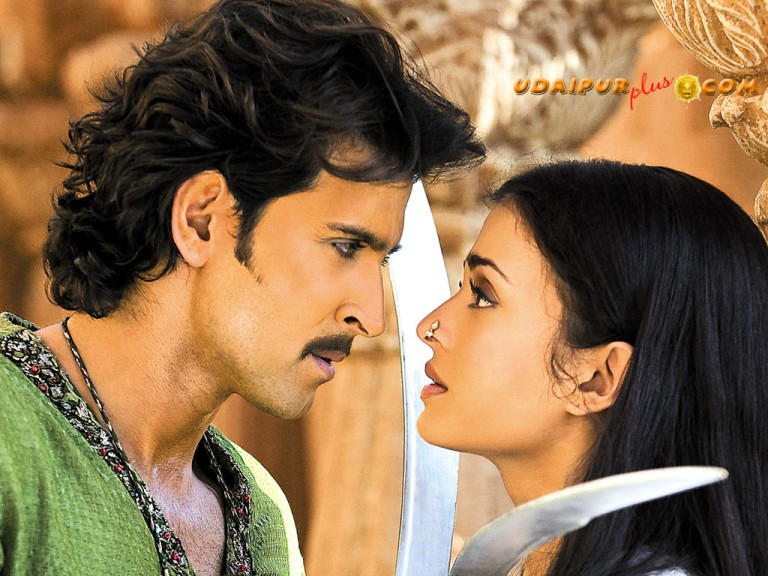 aish_hritik_jodha_akbar2_en